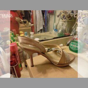 Nina high heel evening shoe new no tag